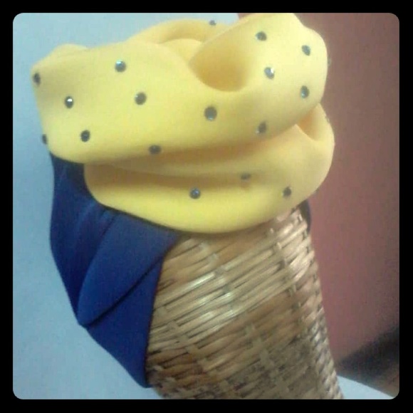 Fancy Hat - Picture 1 of 2